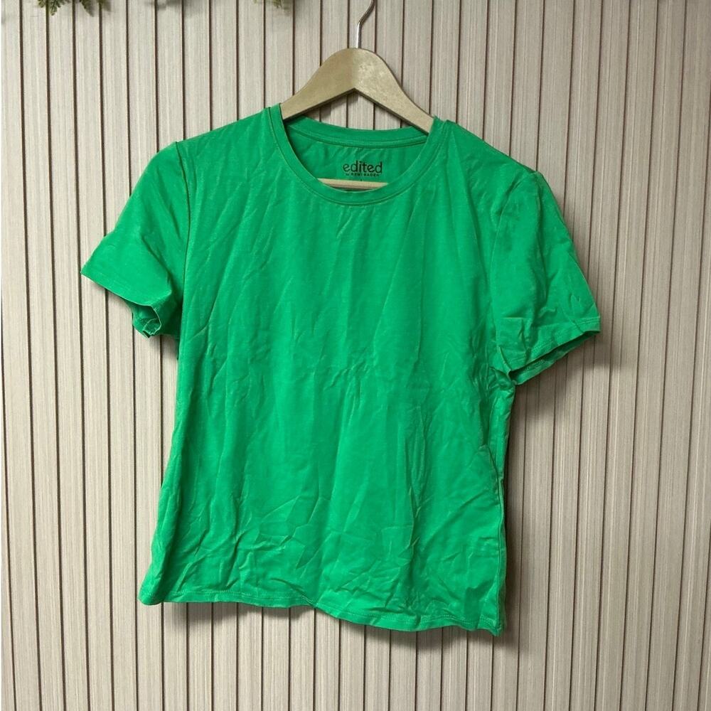Edited by Remi Baby Tee Size L Green
